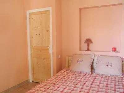 Chambres D'hotes De Jaumarie Pensión *